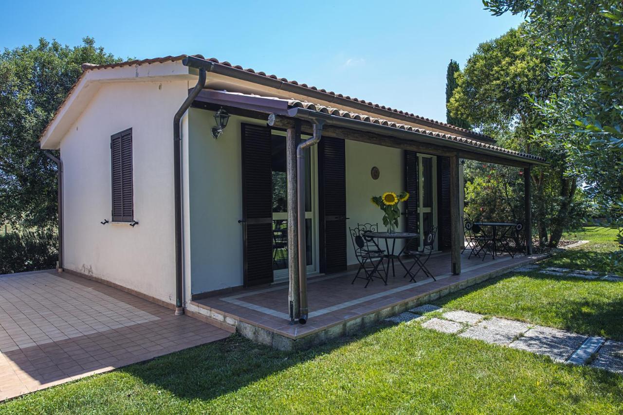 Agriturismo Il Fontanile Marsiliana Bagian luar foto