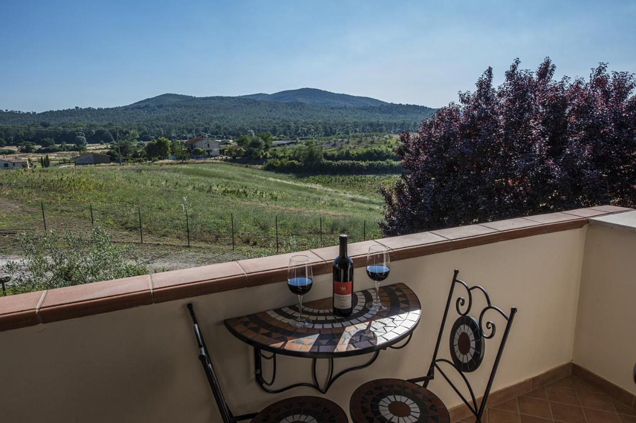 Agriturismo Il Fontanile Marsiliana Bagian luar foto