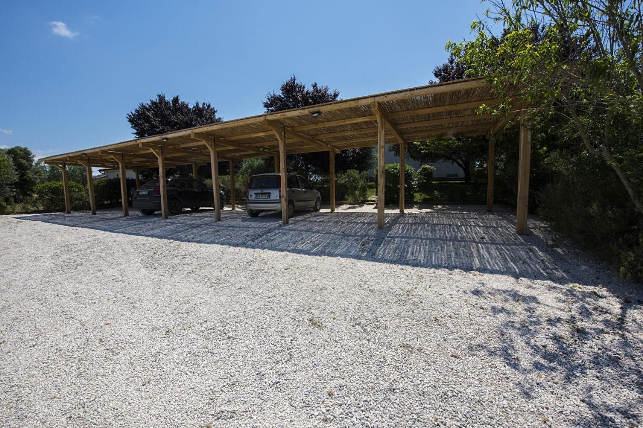 Agriturismo Il Fontanile Marsiliana Bagian luar foto